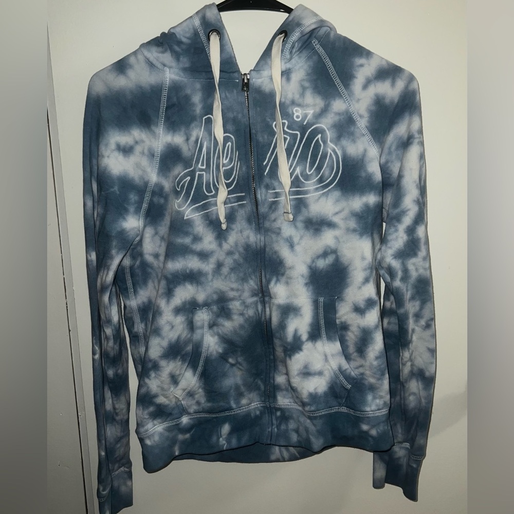 Blue and white Aeropostale sweater